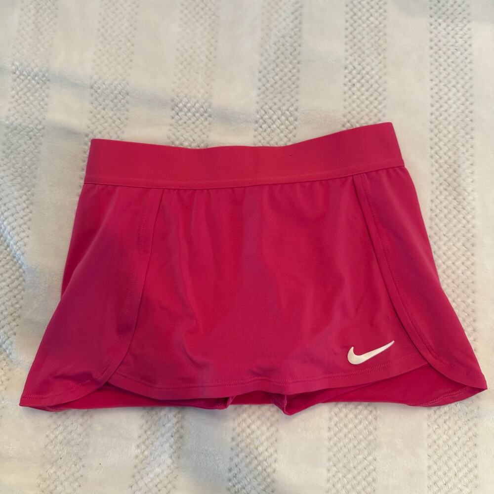 nwt new nike slim fit athletic skort size youth medium M